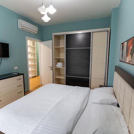 K&M Apartment Τίρανα Εξωτερικό φωτογραφία