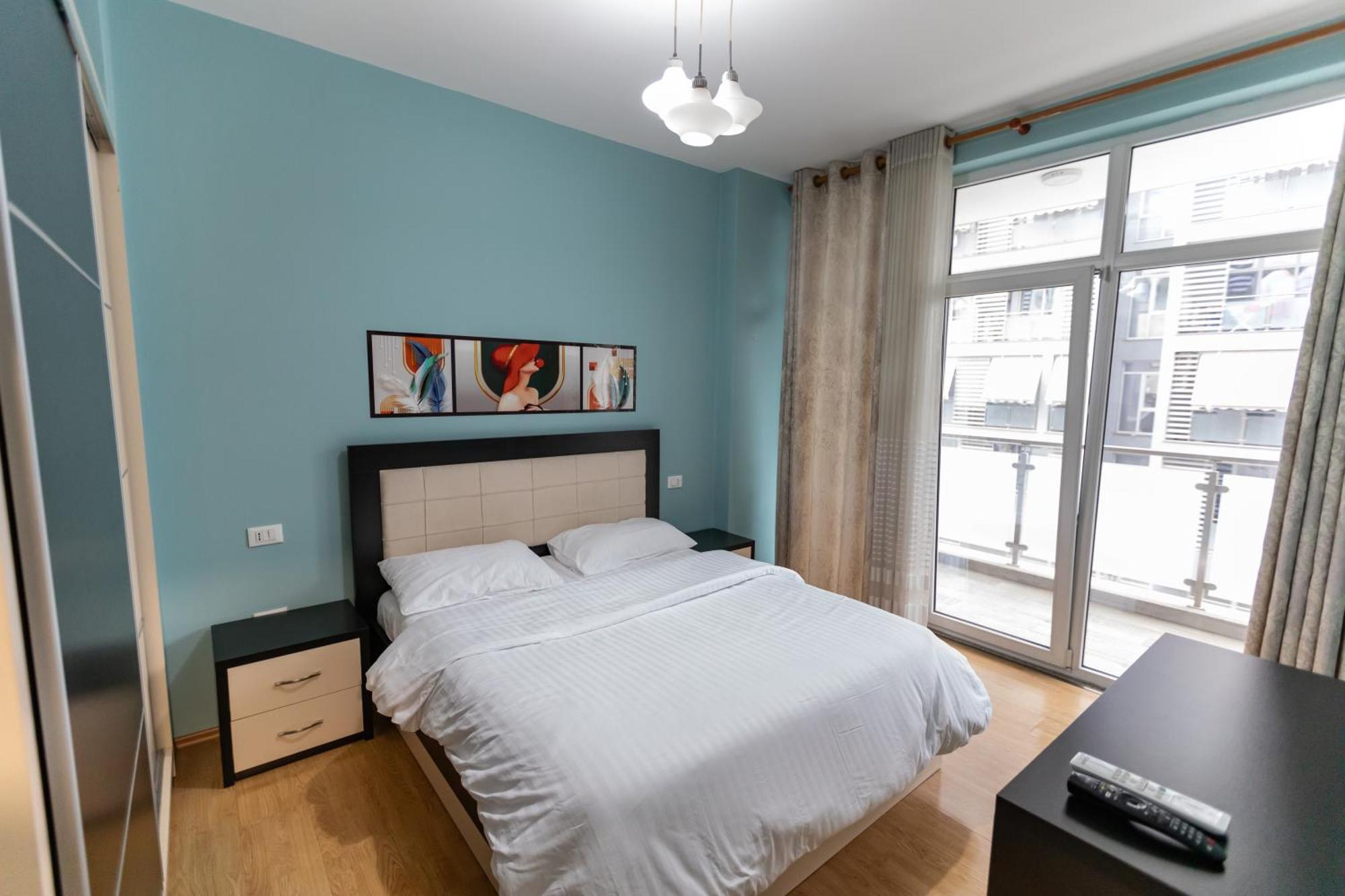 K&M Apartment Τίρανα Εξωτερικό φωτογραφία